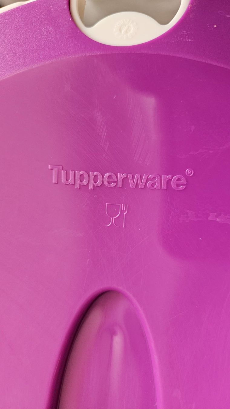Tupperware Contenitori & Simili: Set Tupperware bianco e viola – Usato da Melano venduto da H-Sara 7