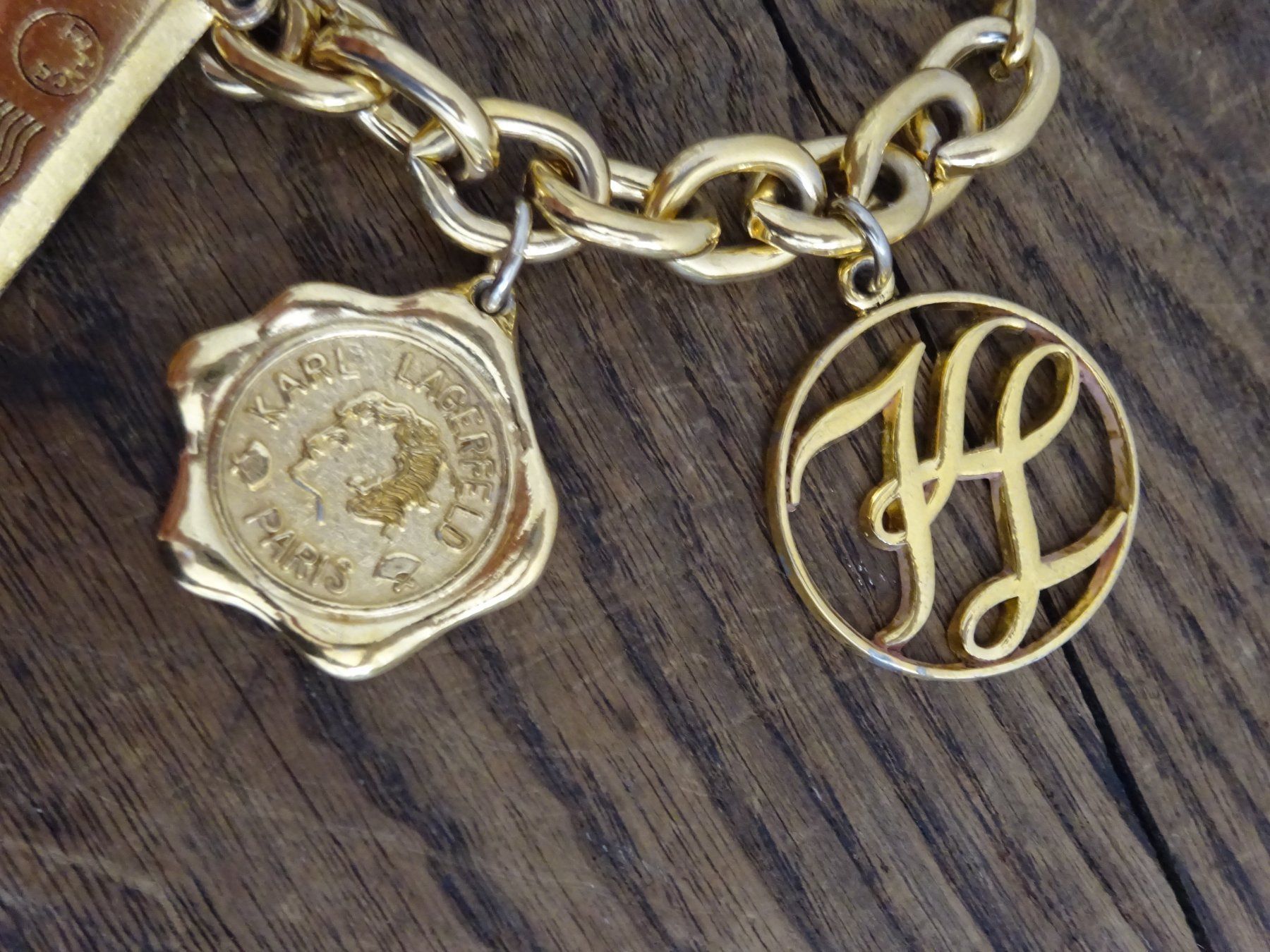 Karl Lagerfeld Armbänder & -reifen: Vintage 1980 Bettelarmband / Lagerfeld – Gebraucht aus Oetwil am See von Golfsud 5