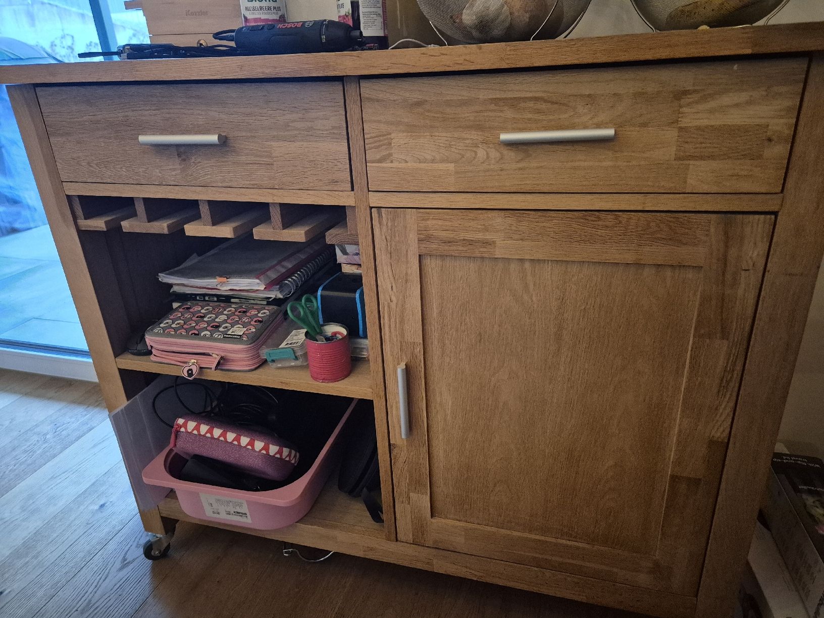 Armadi: Barschrank – Usato da Wolhusen venduto da bryman 1
