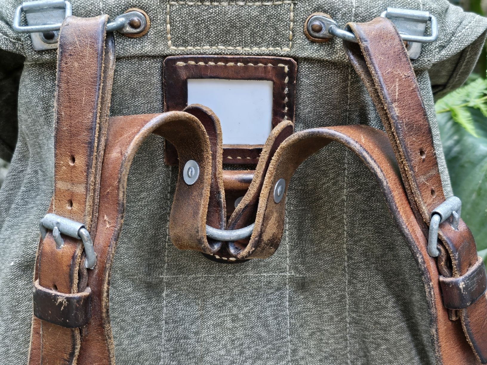 Schweizer Armee Rucksäcke: Alter Militärrucksack – Gebraucht aus Walkringen von Vanuca 6
