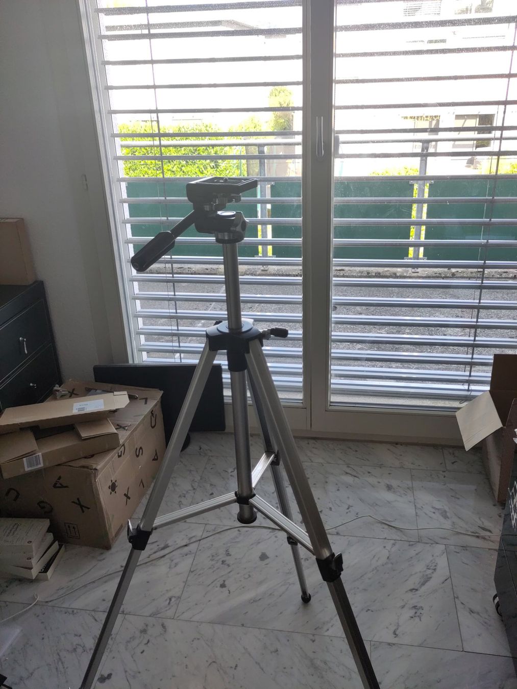 Treppiedi & Teste: Stativ Kamera Aluminium silber gebraucht – Usato da Horgen venduto da rdegroot 3