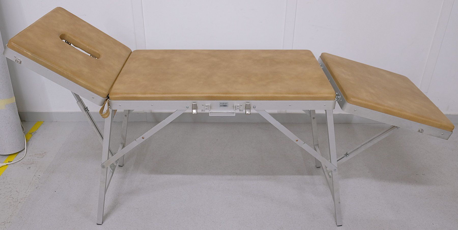 Chaises longues: Mobile Massageliege Dr. Blatter+Co Eigenbau – D'occasion à Volketswil par brockipfannenstil 1