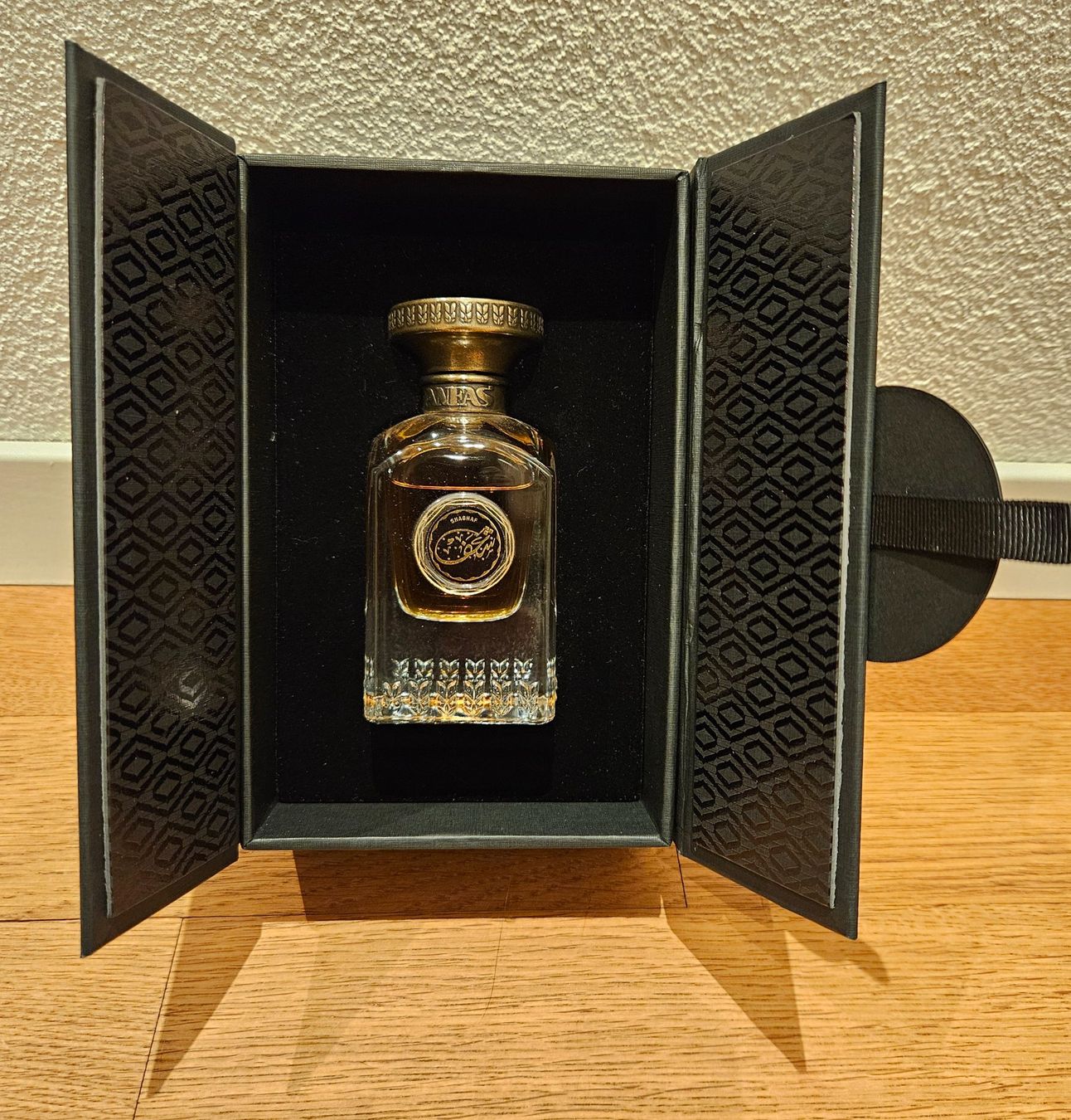 Profumi & Eau de Toilette: Feines Anfas Shaghaf Eau de Parfum Duft Originalkarton 75 ml – Usato da Birmensdorf ZH venduto da Wendepunkt... 2