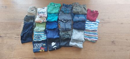 26-Teiliges Kleiderpaket Gr. 116