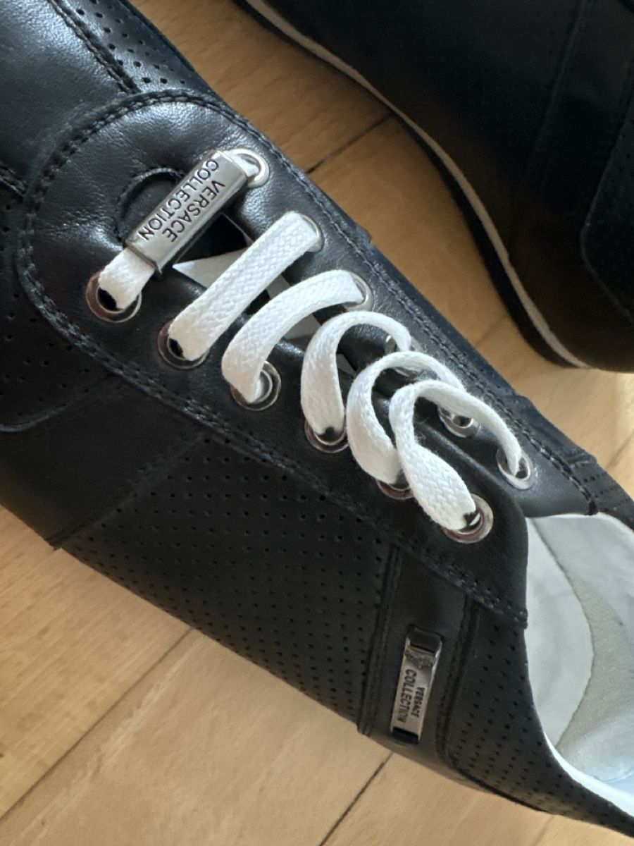 Versace Herrenschuhe: Herren Sneaker Versace Collection schwarz Grösse 41/42 – Gebraucht aus Solothurn von Delia009 1