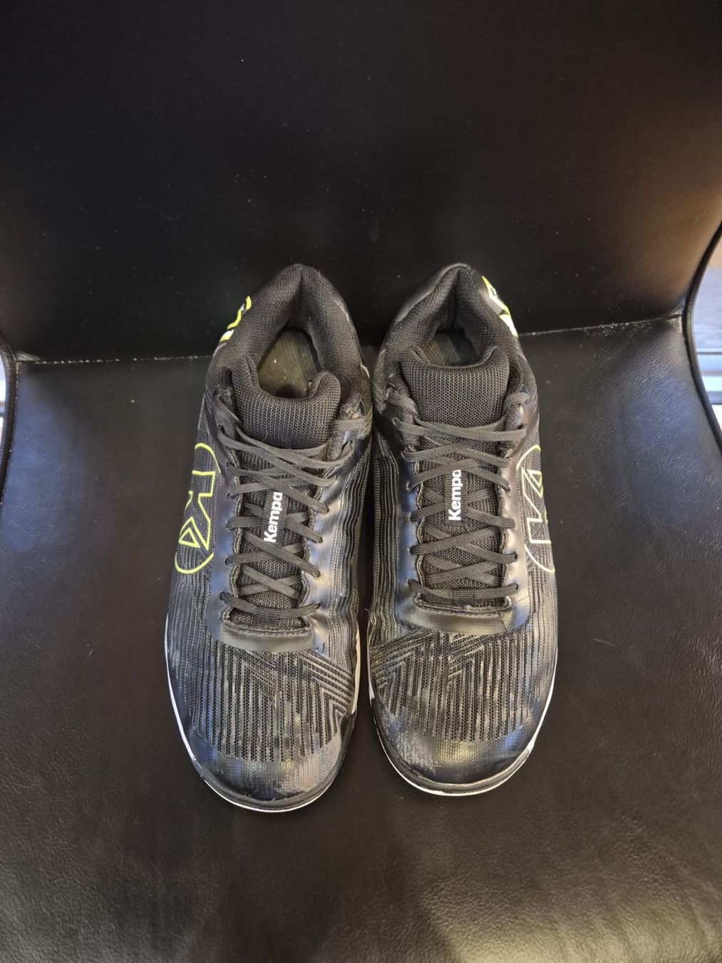 Scarpe da uomo: Kempa Attack Three 2.0 Grösse 41, US 8 – Usato da Wahlendorf venduto da Sugus911 1