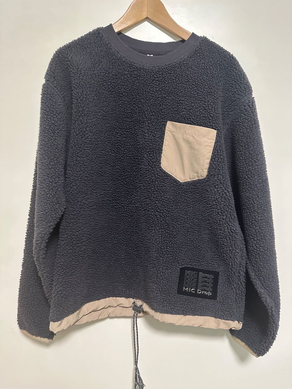 Maglioni & Felpe: BTS Mic Drop Warm Sweatshirt in Gr L – Nuovo (secondo la descrizione) da Basel venduto da iulia_haul