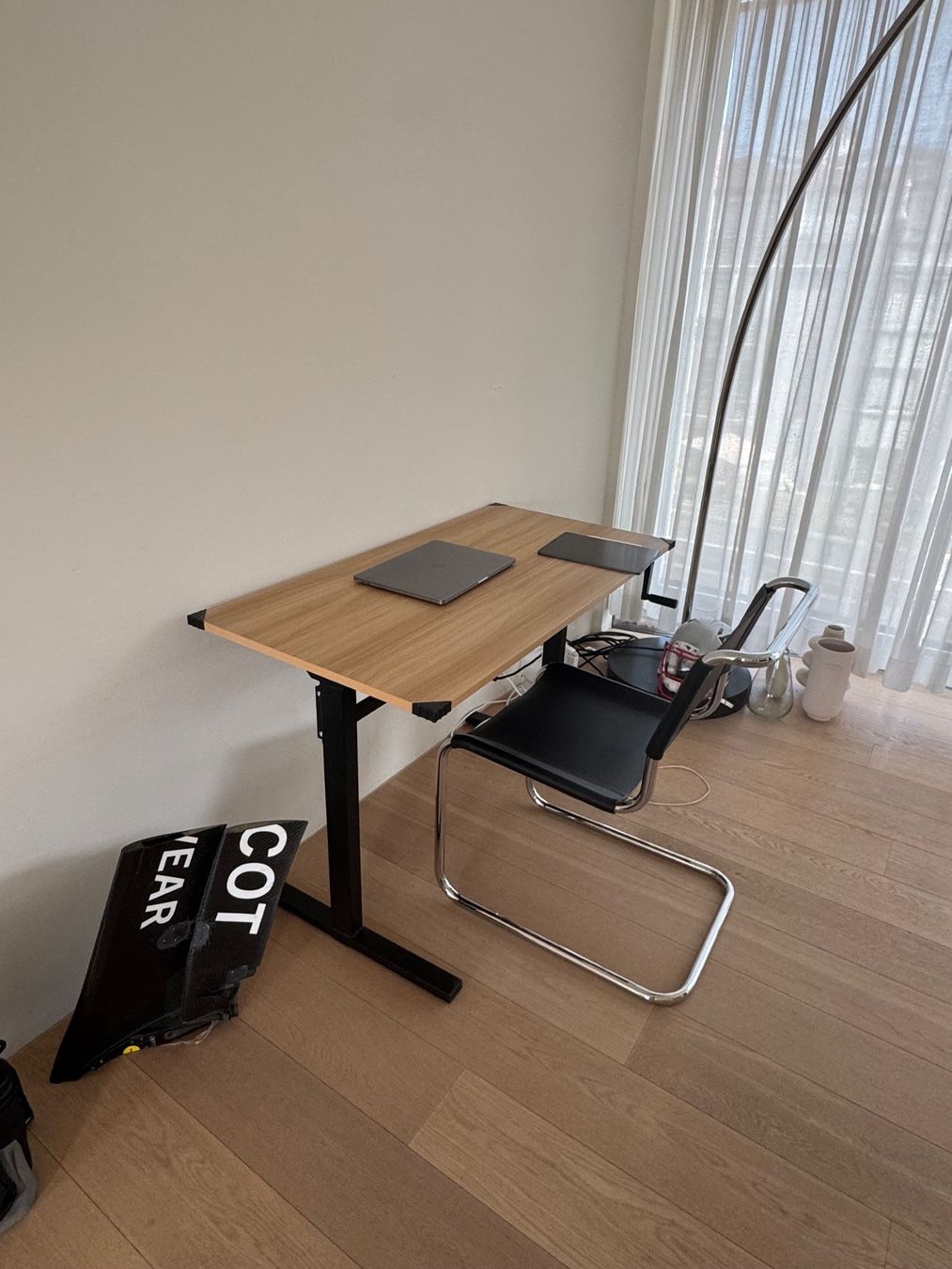 Bureaux: Sit-Stand Desk – Manual Crank Height-Adjustable – D'occasion à Zürich par Lara13