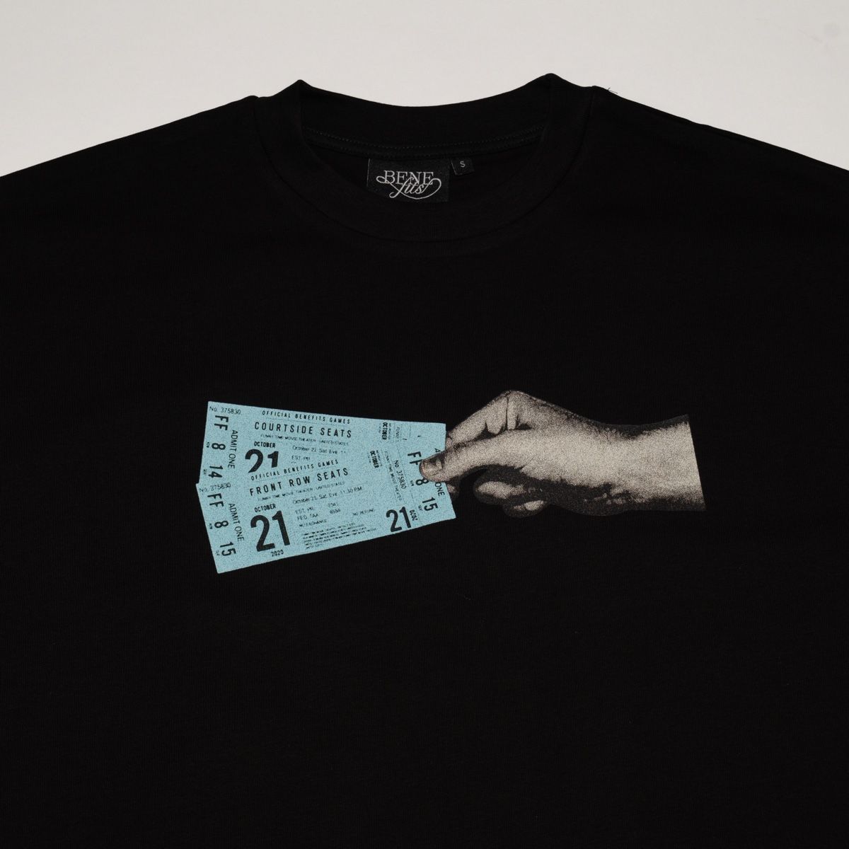 T-Shirts: OVERSIZE SHIRT BENEFITS – Neu und originalverpackt aus Rheinfelden von maxoo_94 1