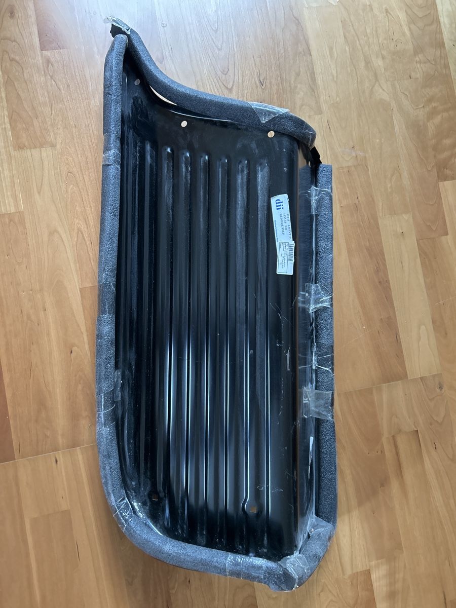 Chevrolet Tutti pezzi di ricambio auto: Chevrolet und GMC Pickup Trittbrett – Nuovo e nell'imballaggio originale da Grabs venduto da Soswald1 2