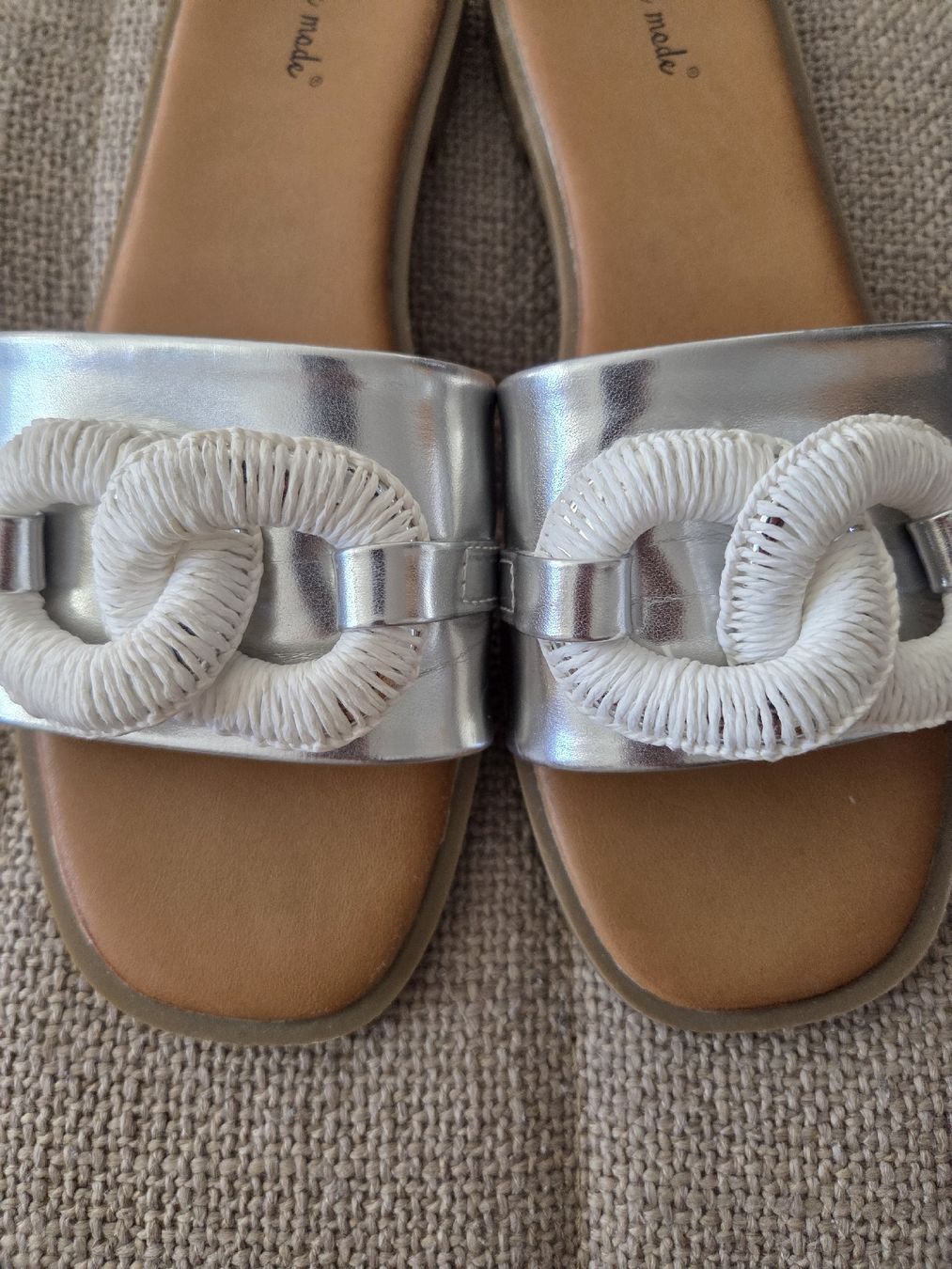 Scarpe da donna: slippers 40 – Usato da Zug venduto da Bibibo 1