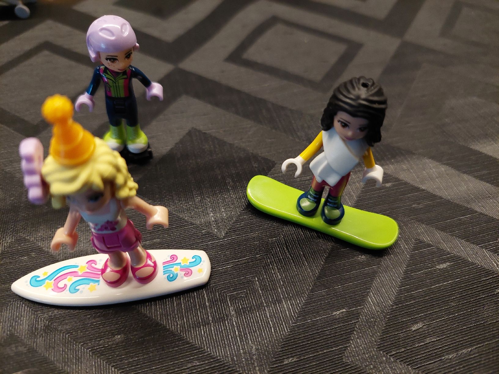 Lego Figuren: 3 Lego Friends Figuren  – Gebraucht aus Zetzwil von sti_x9xf 1