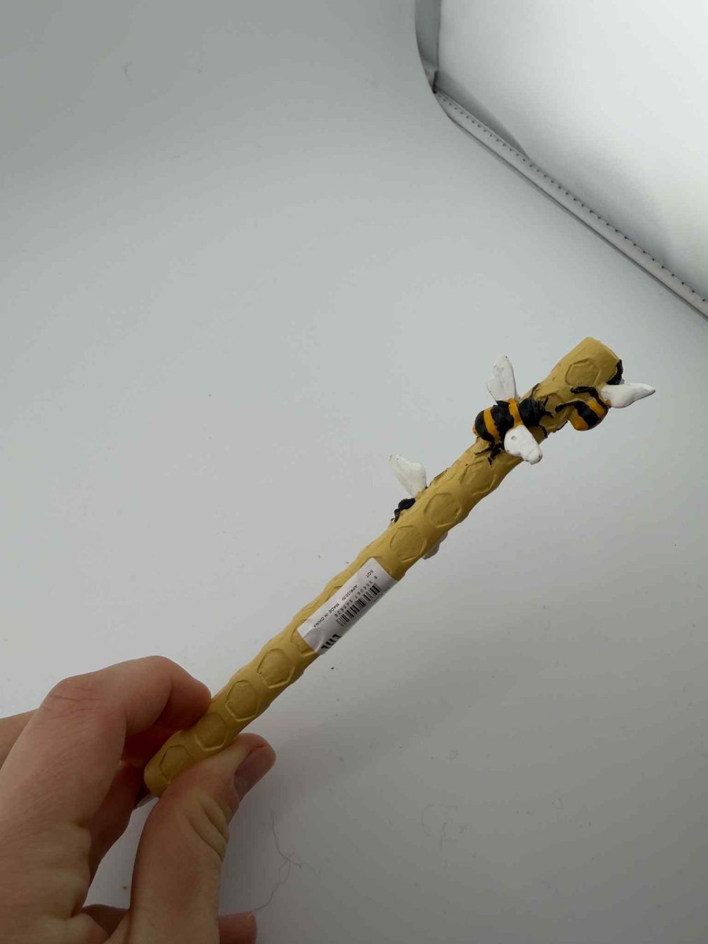 Spielzeuge: mit Bienendesign - Handgeschnitzt! ✅ – Neu und originalverpackt aus Riehen von edu_92w7 1