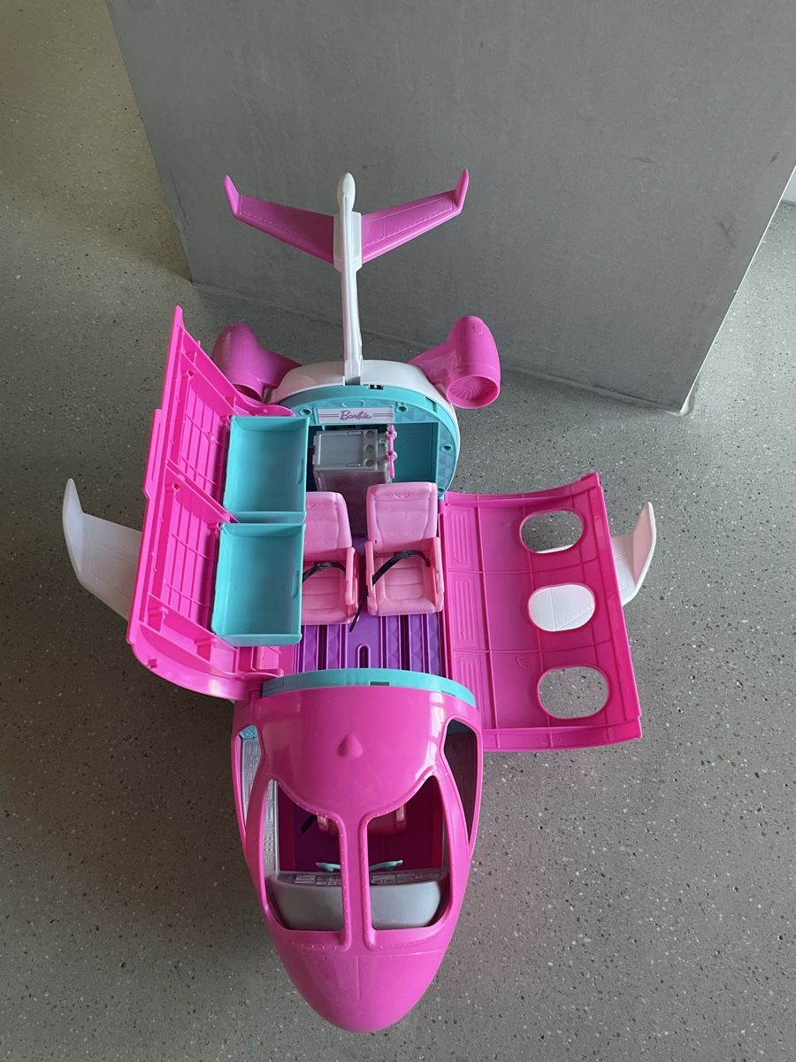 Spielzeuge: Barbie Flugzeug – Gebraucht aus Zürich von massi38