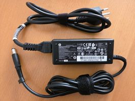 ORIGINAL HP ADAPTER 65W / HP LADEGERÄT - HP 65W