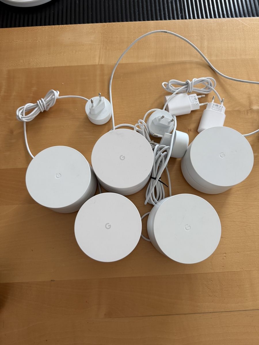 Modems & Router: Google Mesh Netzwerk – Gebraucht aus Neuenegg von b2bsale 1
