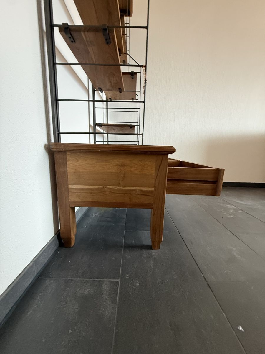 Étagères: Freistehendes Regal – D'occasion à Chur par pet_q7kd 5