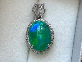 Anhänger in Silber mit Opal und Diamanten