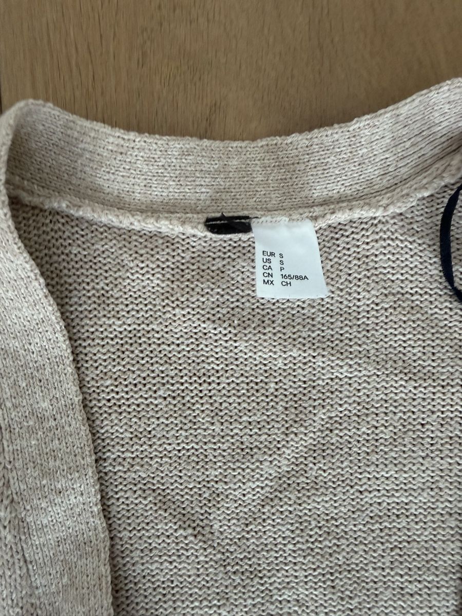 H&M Jacken: Strickjacke rosa Grösse S | gebraucht  – Gebraucht aus Winterthur von saram26 1