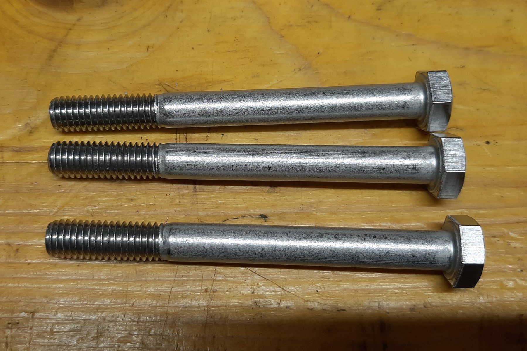 Ferramenta: 3 Stk. M8x75 rostfrei – Nuovo (secondo la descrizione) da Rüfenacht BE venduto da Brunni81 2