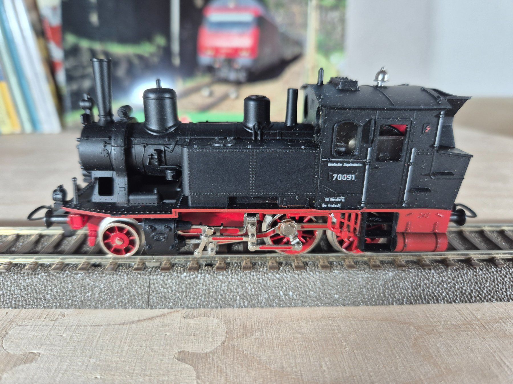 Fleischmann Modelleisenbahnen: FLEISCHMANN 1316 - DB Tanderlok 70091 - H0-DC – Gebraucht aus St-Léonard von thipif