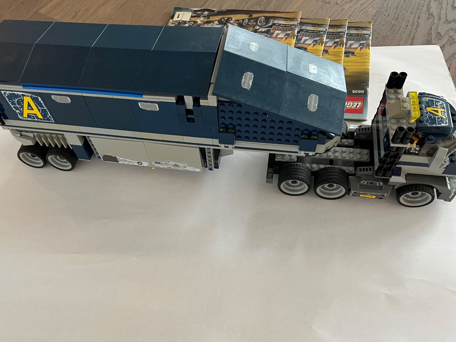 Lego Kit di costruzioni: LEGO Agents 8635 - Mission 6: Mobile Command Center – Usato da Meierskappel venduto da schoene_dinge 2
