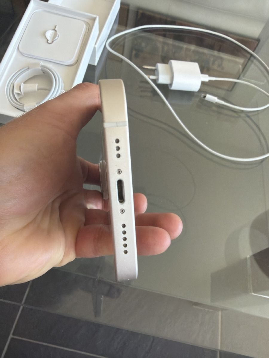 Apple Telefoni cellulari / Smartphones: iPhone 14 128 GB Weiss mit Adapter  +  2  Kabel – Usato da Wetzikon ZH venduto da philippe_22 6