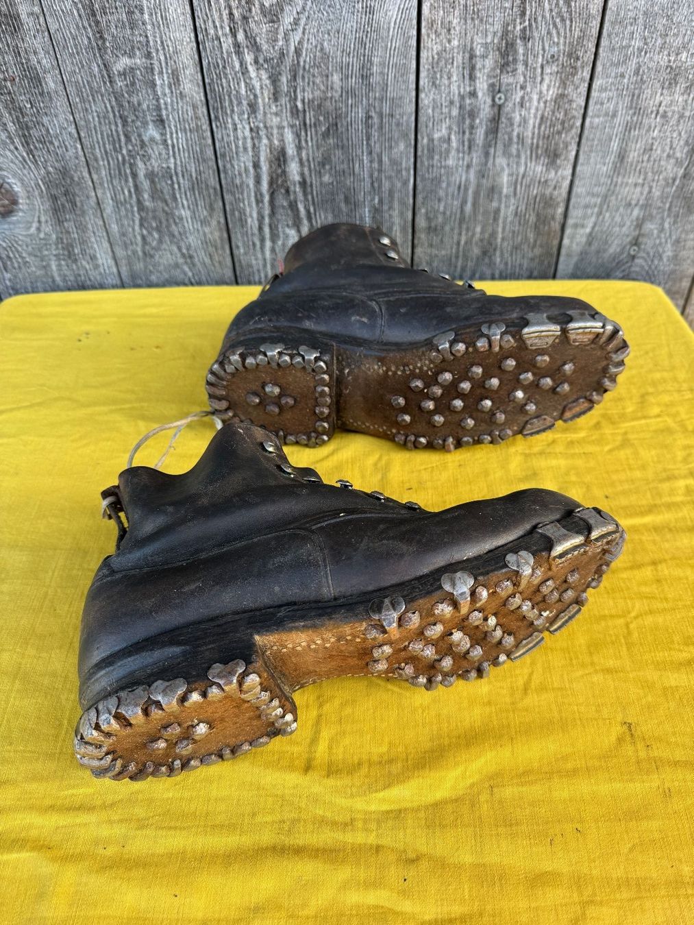 Scarpe da uomo: Bergschuhe mit Zacken, Leder, Wanderschuhe – Usato da Sachseln venduto da BONATI01 4