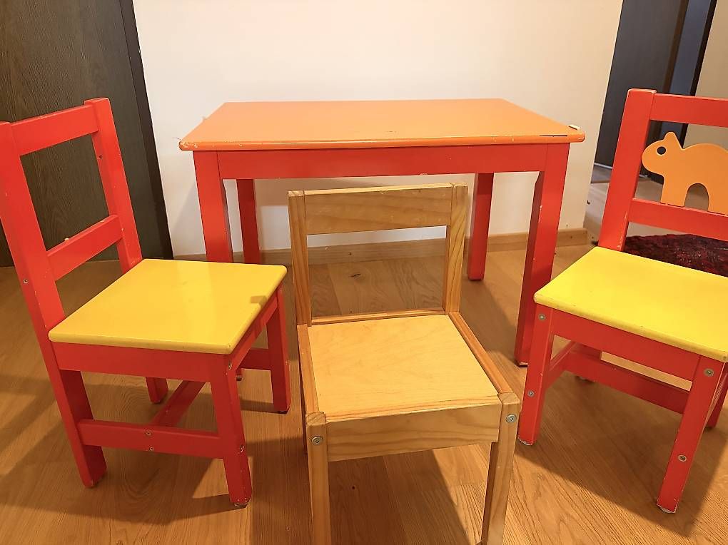 Ikea Set de table et chaises: Kindertisch 77x56 + 3 Stühle – D'occasion à Watt par galeone 2
