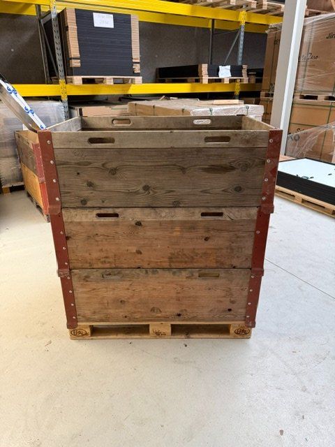 Palettes: Palletten mit 3 Rahmen – D'occasion à Waldkirch par Schumif1 3