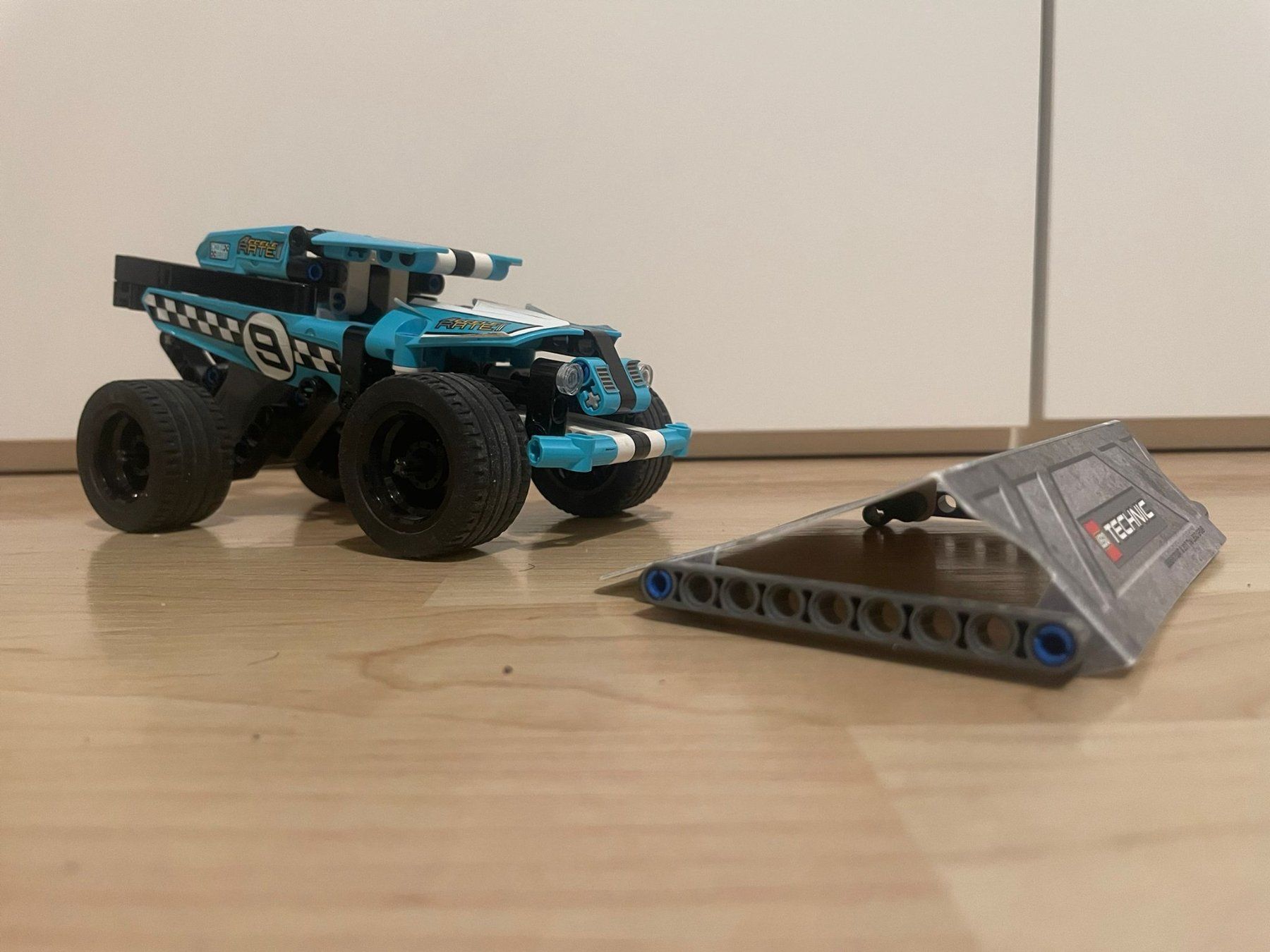 Lego Giocattoli: Lego Technic Stunt-Truck 42059 – Usato da Lömmenschwil venduto da daedus
