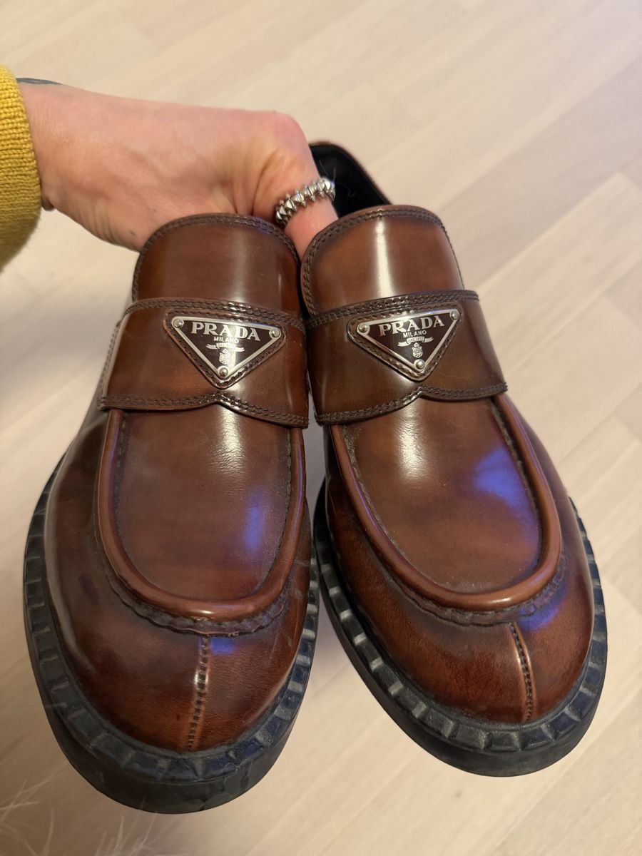 Prada Scarpe da donna: Prada Brown Leather Loafers - Size 40 – Usato da Männedorf venduto da ScottNatalia 3