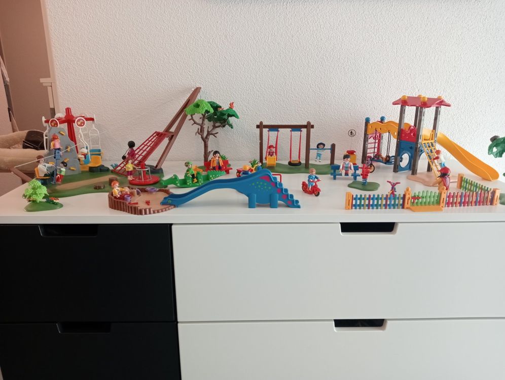 Grosser Playmobil Spielplatz (Gebraucht) in Aarau Rohr für CHF 77 – mit ...