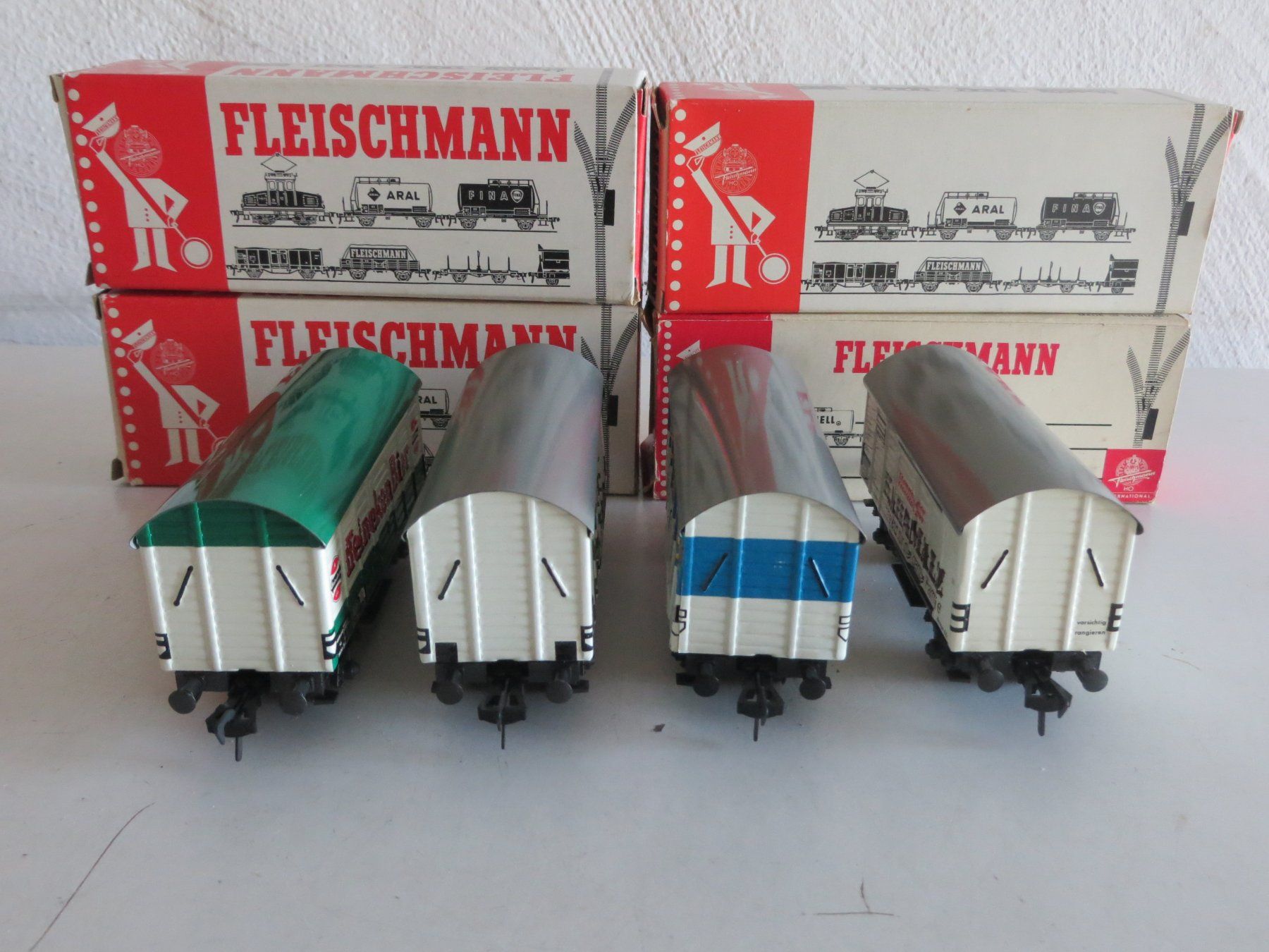 Fleischmann Trains électriques: Fleischmann H0: Set mit 4 Bierwagen, Blech, mit OVP – D'occasion à St.Gallen par gnumolo 2