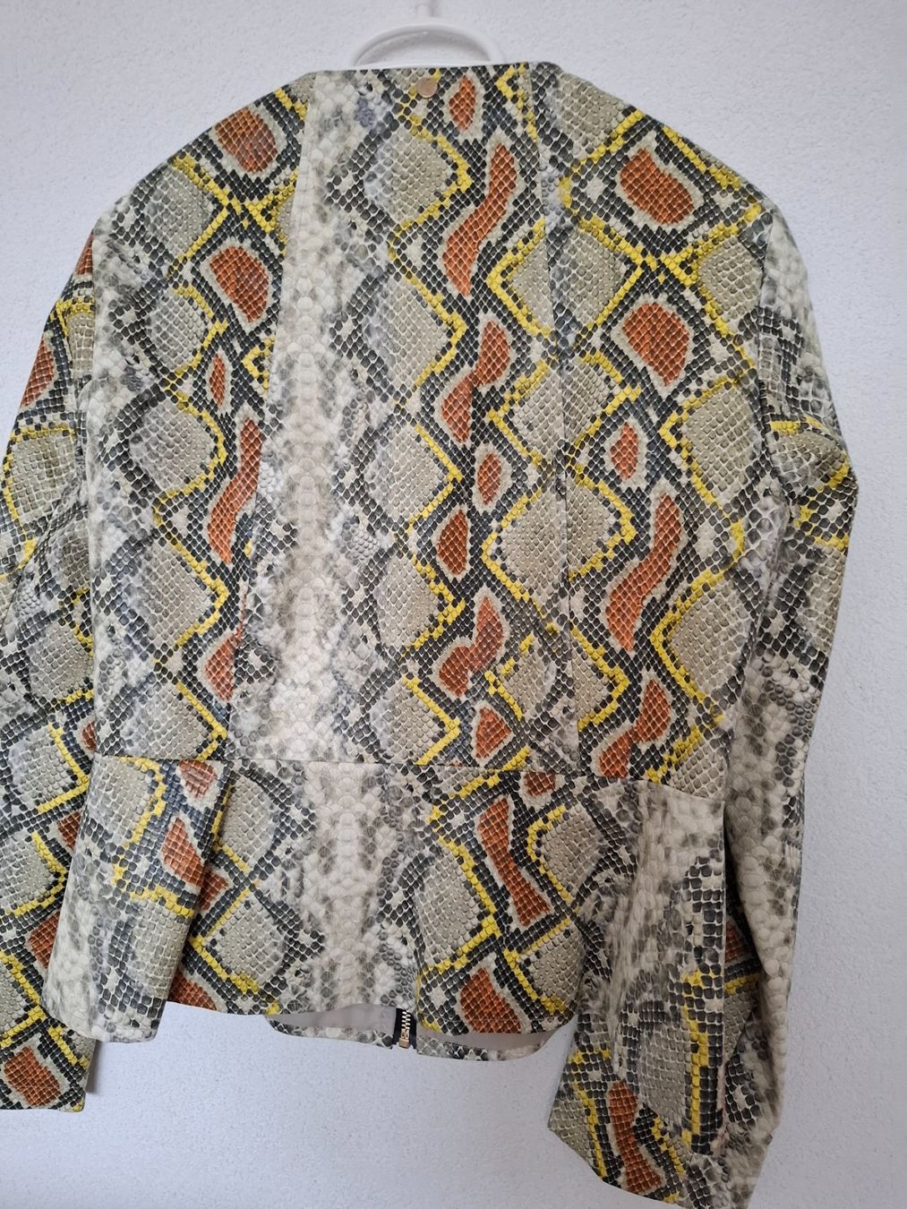 Giacche: Veste rinascimento taille M imprimé animal – Usato da Echallens venduto da dianitas 5
