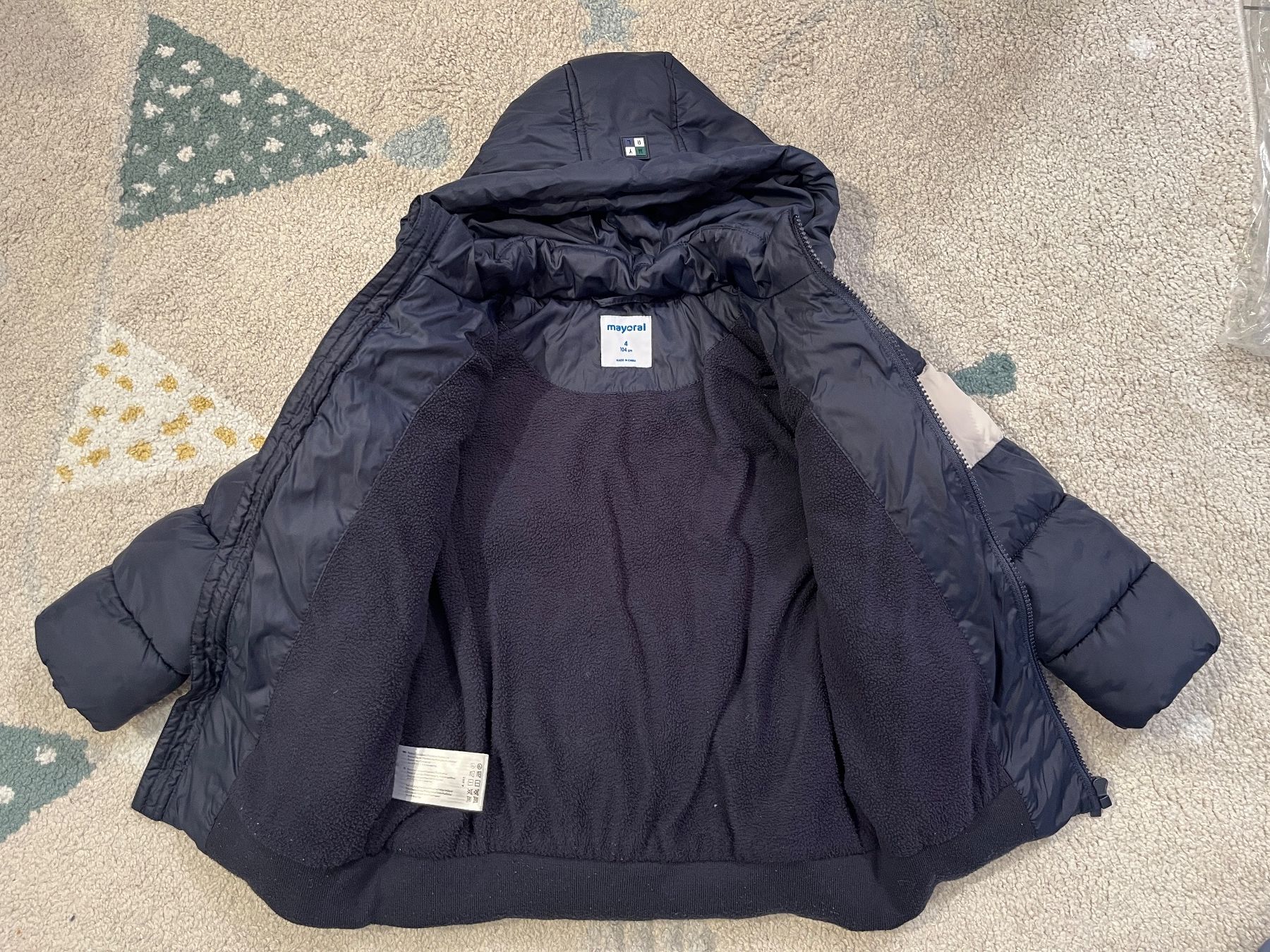 Mayoral Giacche & Cappotti: Mayoral Winterjacke Gr. 104 – Usato da Dübendorf venduto da GaSchu-zh 1