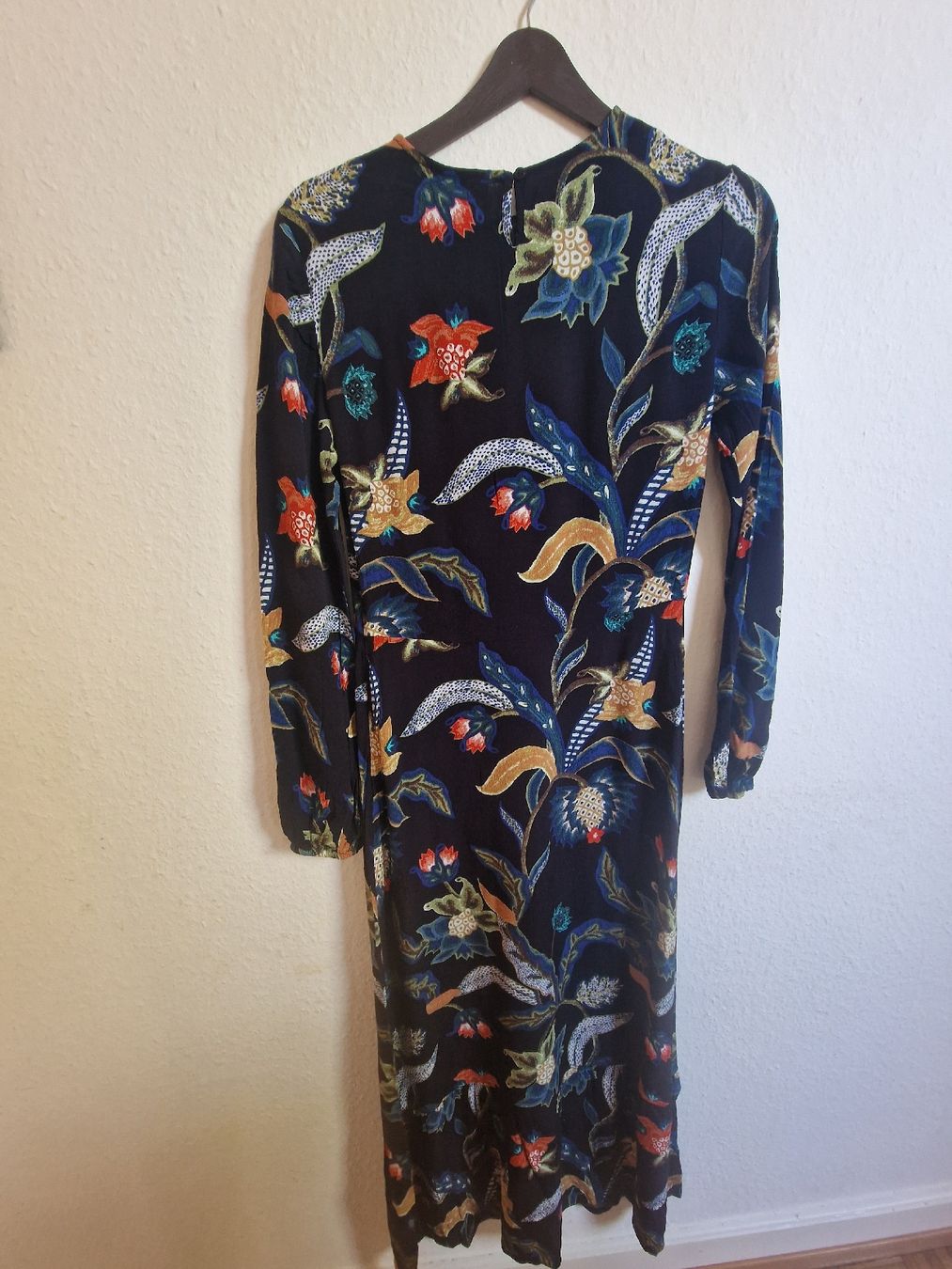 Maje Vestiti: Robe Maje imprimée – taille 2 – Usato da Pully venduto da Rose_vie 4