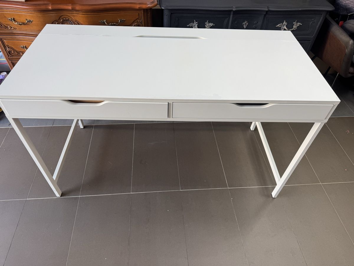Scrivanie: Alex Ikea Schreibtisch  – Usato da Oftringen venduto da Makeq