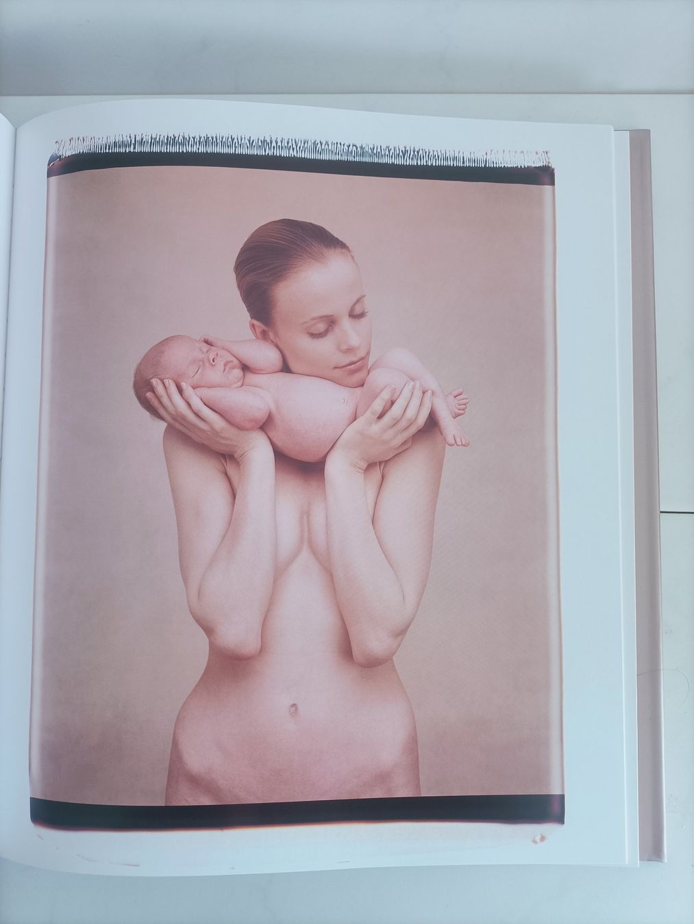 Libri: Mère / Anne Geddes / Hors collection 2002 – Usato da crans montana venduto da AB3963 8