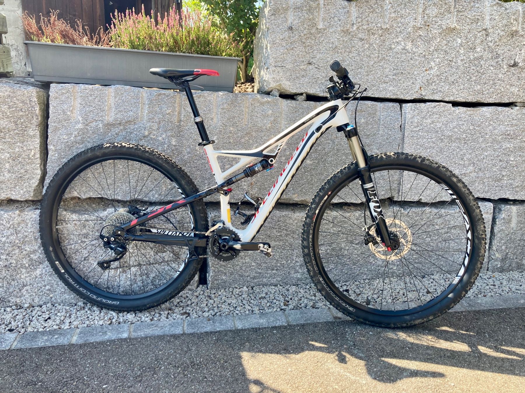 Specialized Velos: Specialized Camber Comp Carbon – Gebraucht aus Jona von  1