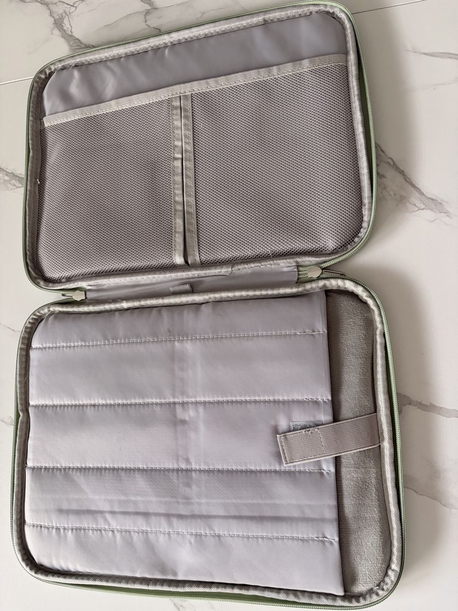 Borse: Laptoptasche pastellgrün – Nuovo (secondo la descrizione) da Interlaken venduto da PrincessJill 1