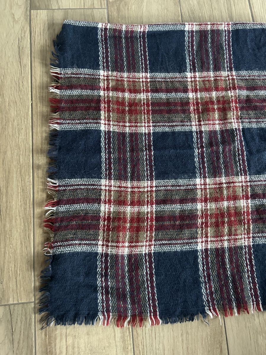 Foulard & Sciarpe: Damen Hals Schal 140x140 cm – Nuovo (secondo la descrizione) da Willisau venduto da Geissbock11 1