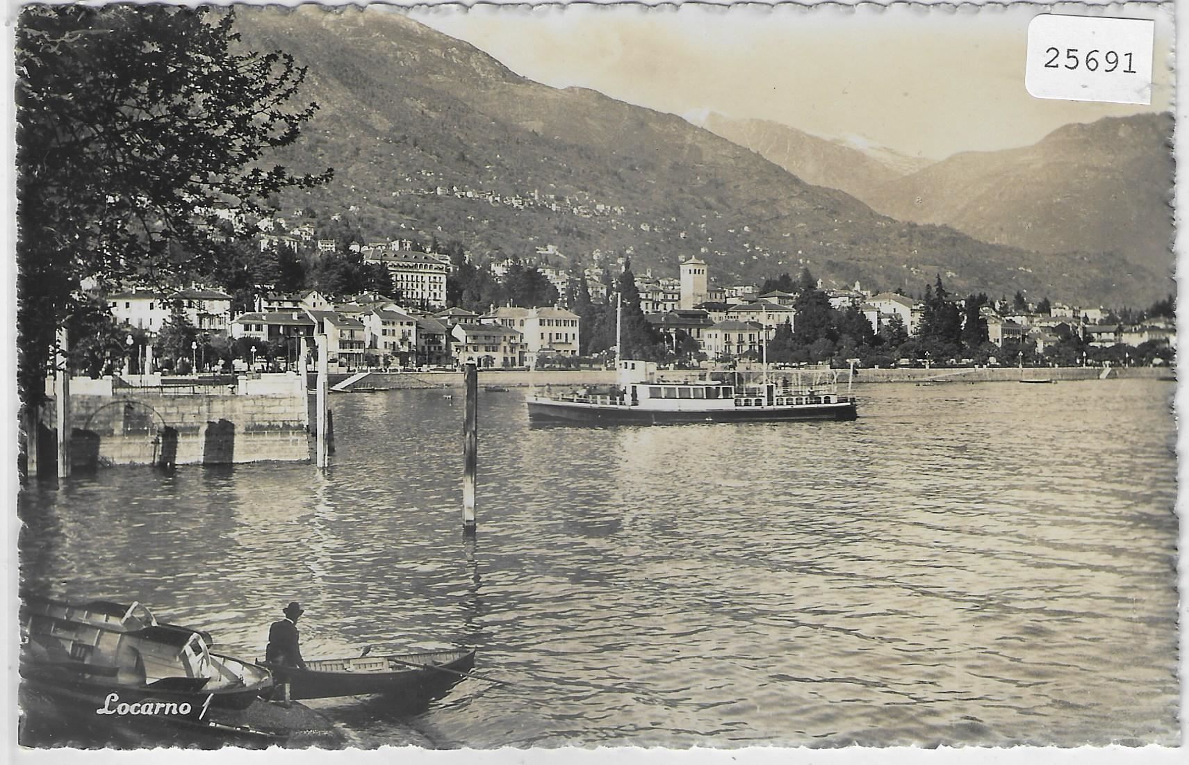 Cartes postales: Locarno - Hafen mit Schiff – Antique à Ettingen par Kartenplanet