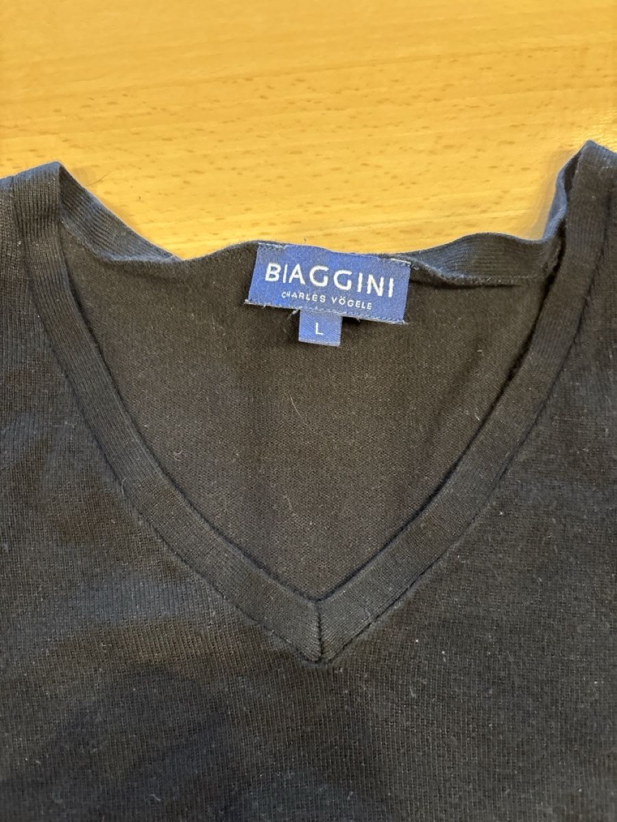Maglioni & Felpe: Feinstrick Pullover mit V Ausschnitt  – Usato da Mümliswil venduto da sib_296f 1