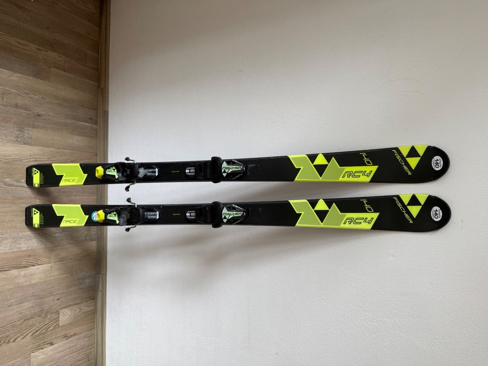 Fischer RC4 Race Ski, 140 cm, frisch ab Service (Gebraucht) in Asuel ...