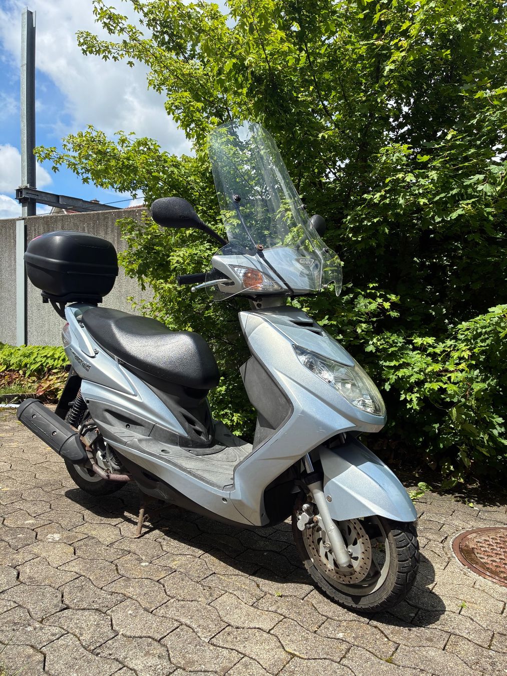 Yamaha Scooter: Yamaha xc 125 – Usato da St. Gallen venduto da zx10r
