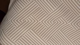 Bettüberwurf beige