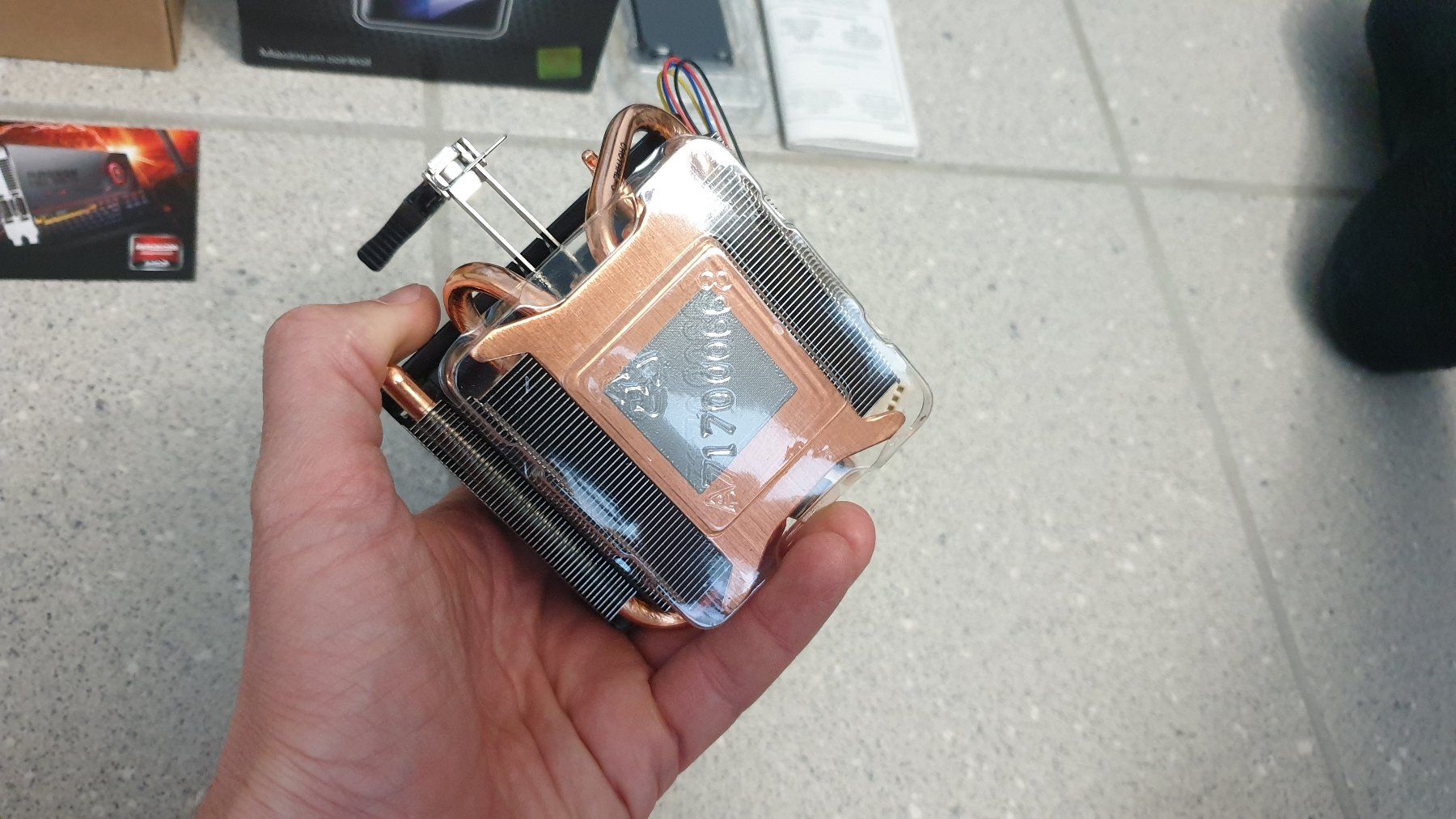 Amd Ventilateurs: AMD CPU Kühler – Neuf avec emballage d'origine à Stäfa par Supertramp73 4