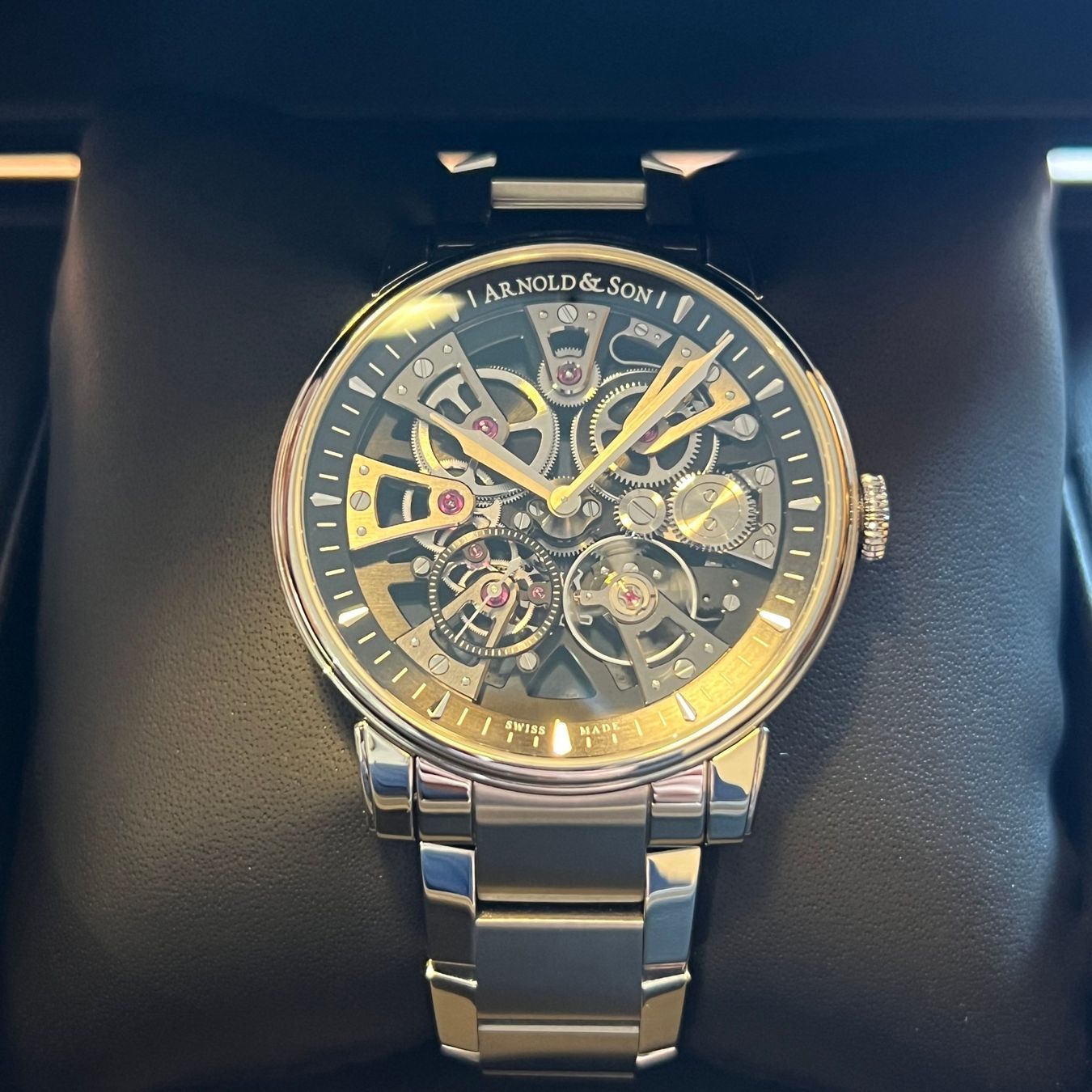 Uhren: FLASH SALE Arnold & Son Nebula 40 Steel Full Set 1.NEAS.B04B – Gebraucht aus Carouge GE von Watchaser