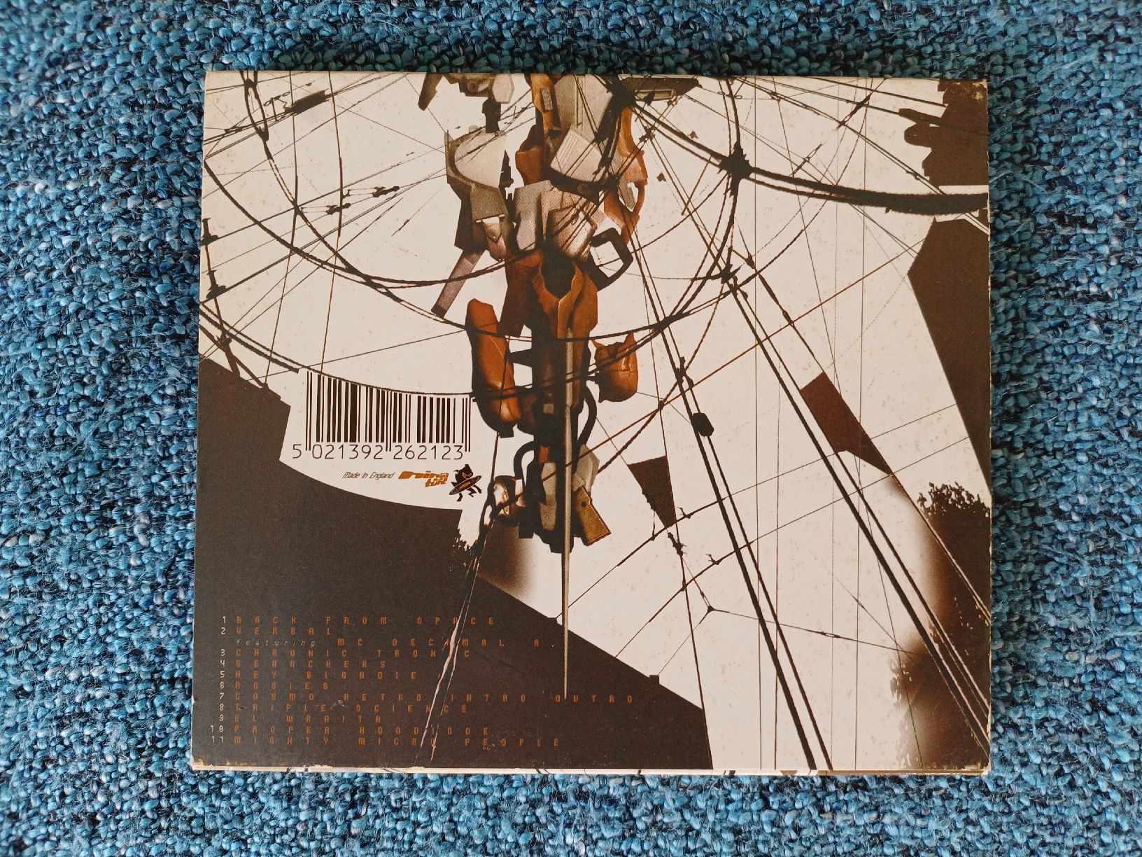 CD: Amon Tobin "Out from out Where" CD – Usato da Begnins venduto da Drastic-Sound 1